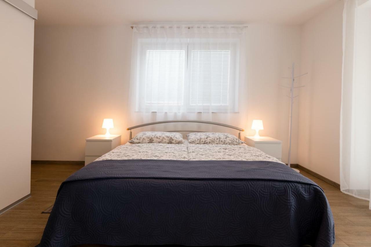 Bed and Breakfast Sobe Meta à Brezje Extérieur photo